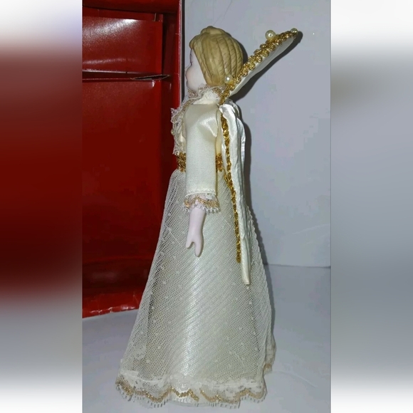 Vintage Sears Angel Tree Topper Christmas  Porcelain Head Hands Gold Trim Box - Picture 6 of 15